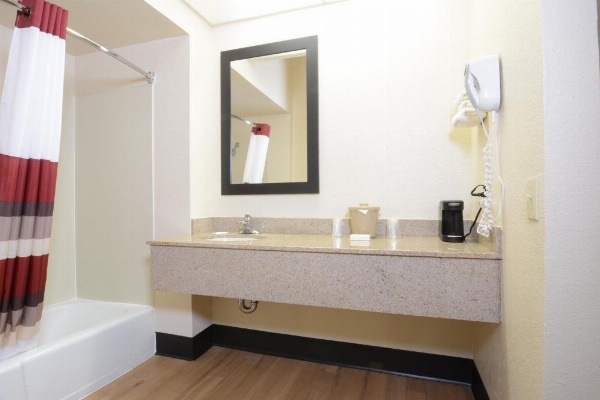 Red Roof Inn San Dimas - Fairplex image 19